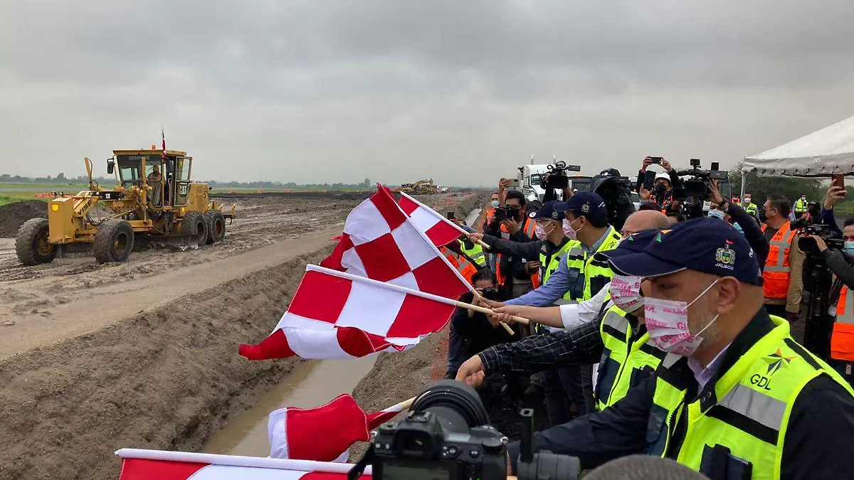 Segunda pista del Aeropuerto de Guadalajara